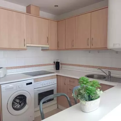 Middle Floor Apartment in Estepona