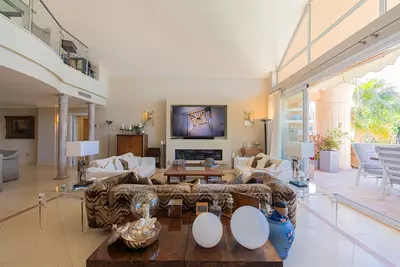 Penthouse Duplex in Nueva Andalucía