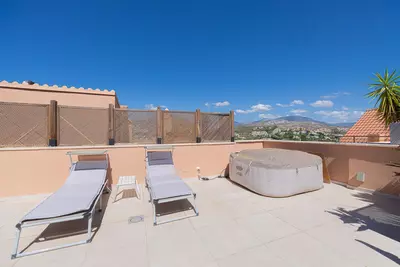 Penthouse Duplex in Nueva Andalucía