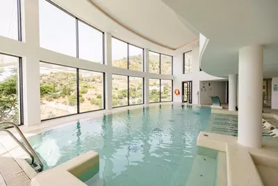 Middle Floor Apartment in Marbella