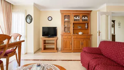 Middle Floor Apartment in Estepona