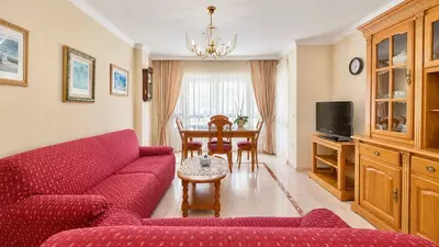 Middle Floor Apartment in Estepona