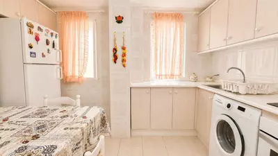 Middle Floor Apartment in Estepona