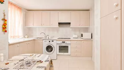 Middle Floor Apartment in Estepona