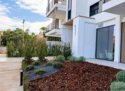 Middle Floor Apartment in Estepona