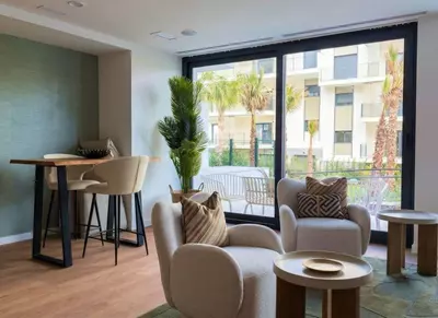 Middle Floor Apartment in Estepona