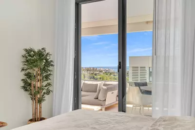 Top Floor Apartment in Estepona