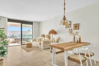 Top Floor Apartment in Estepona