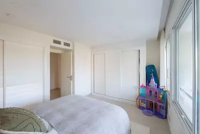 Middle Floor Apartment in Estepona