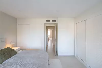 Middle Floor Apartment in Estepona