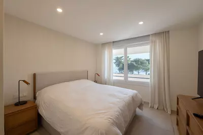 Middle Floor Apartment in Estepona