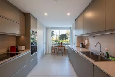 Middle Floor Apartment in Estepona
