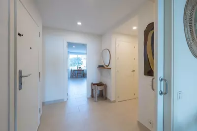 Middle Floor Apartment in Estepona