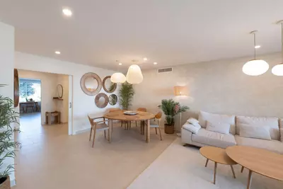 Middle Floor Apartment in Estepona