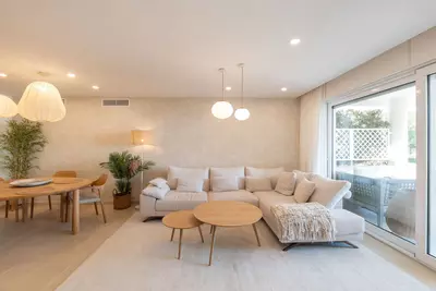 Middle Floor Apartment in Estepona