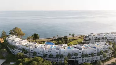 Middle Floor Apartment in Estepona