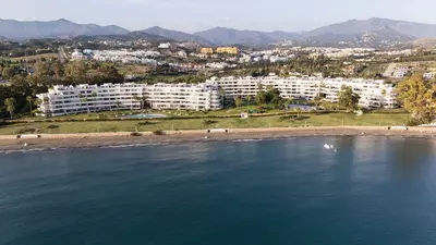 Middle Floor Apartment in Estepona