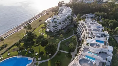 Middle Floor Apartment in Estepona