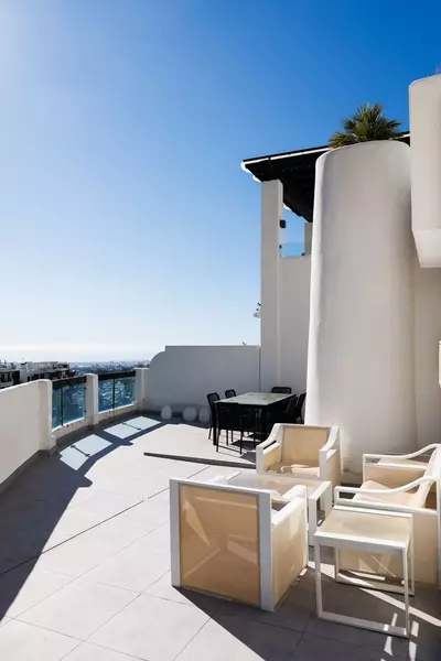 Middle Floor Apartment in Benahavís