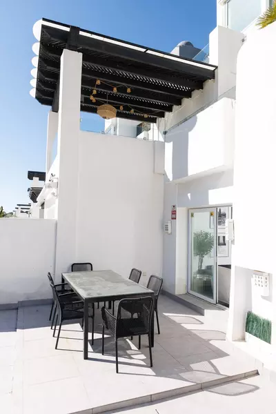 Middle Floor Apartment in Benahavís