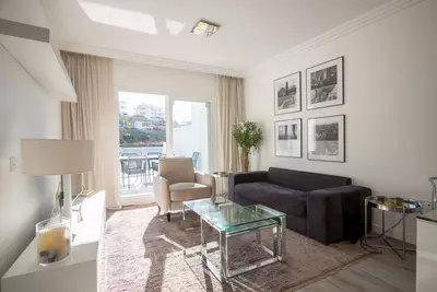 Middle Floor Apartment in Benahavís