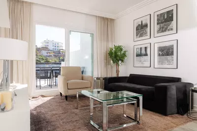 Middle Floor Apartment in Benahavís