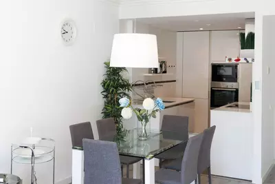 Middle Floor Apartment in Benahavís
