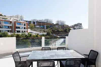 Middle Floor Apartment in Benahavís