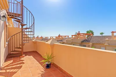 Semi-Detached House in Estepona