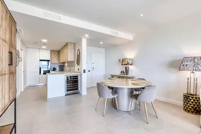 Middle Floor Apartment in Marbella