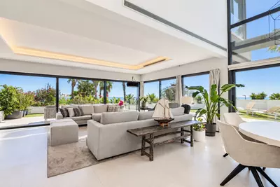 Semi-Detached House in Estepona
