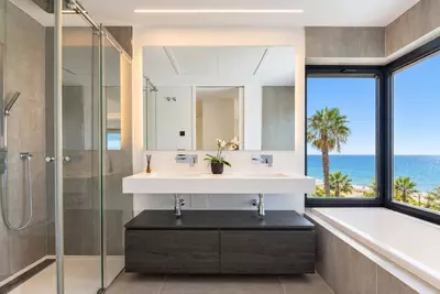 Semi-Detached House in Estepona