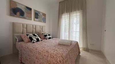Middle Floor Apartment in El Paraiso