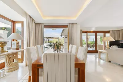 Detached Villa in Nueva Andalucía
