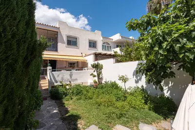 Townhouse in Nueva Andalucía
