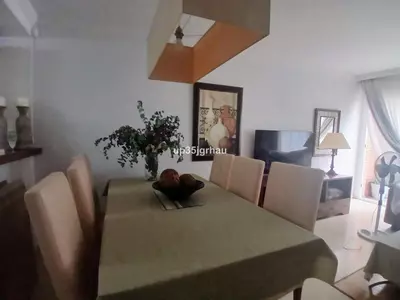 Middle Floor Apartment in Estepona