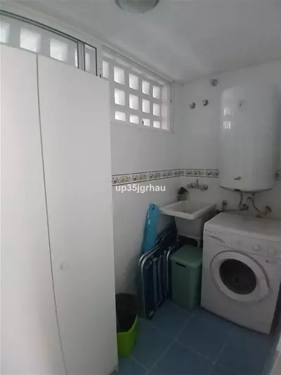 Middle Floor Apartment in Estepona