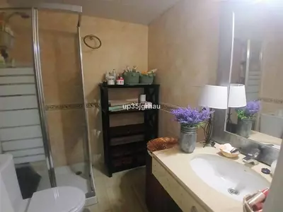 Middle Floor Apartment in Estepona