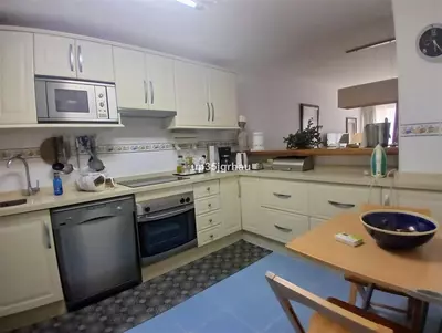Middle Floor Apartment in Estepona