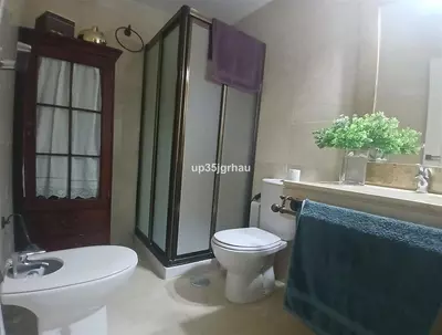 Middle Floor Apartment in Estepona