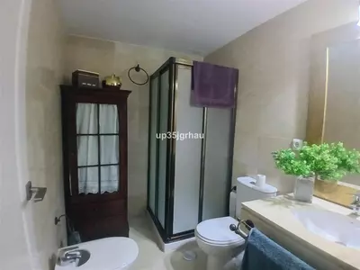 Middle Floor Apartment in Estepona