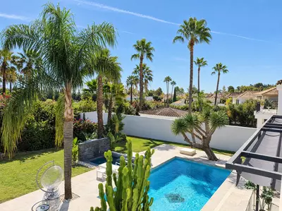 Detached Villa in Nueva Andalucía