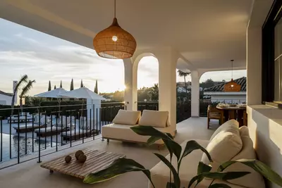 Detached Villa in Nueva Andalucía