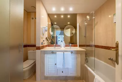 Middle Floor Apartment in Marbella