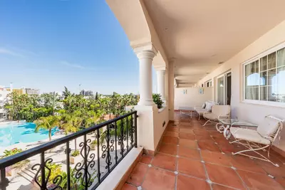 Middle Floor Apartment in Marbella