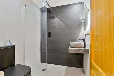 Middle Floor Apartment in Estepona