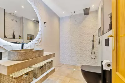 Middle Floor Apartment in Estepona