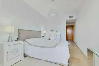 Middle Floor Apartment in Estepona