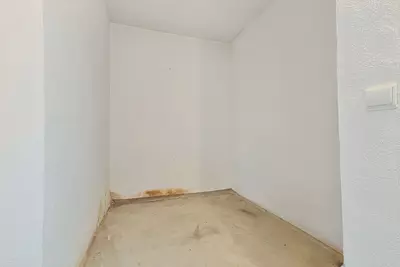 Middle Floor Apartment in Estepona