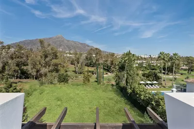 Detached Villa in Nueva Andalucía